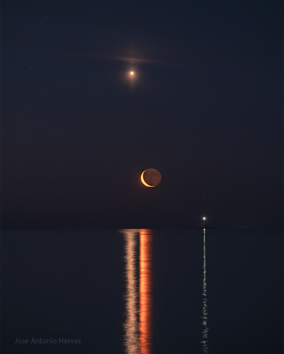 View details for Planet Lines Across Water - APOD 2025-05-05